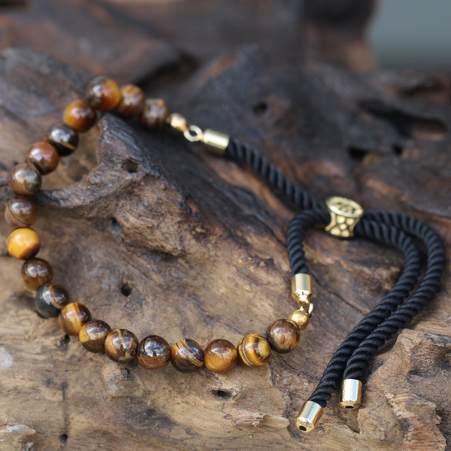 Pulseira Olho de Tigre com Ajuste em Cordão Preto